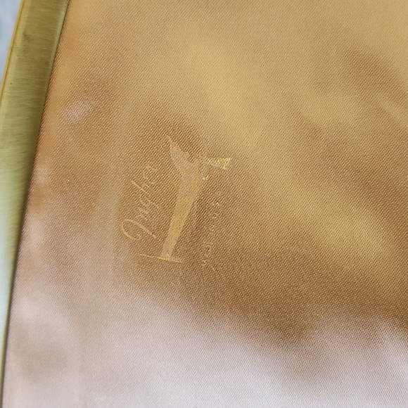 VTG INGBER VELVET FOLDOVER CLUTCH - Picture 5 of 9